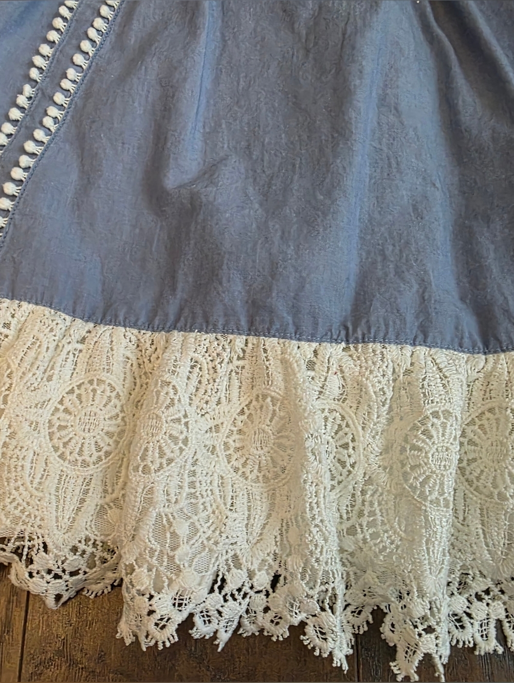 Artisan Ny Blue and Cream Lace Trim Girls Dress - Picture 4 of 6